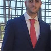 Profesor de apoyo escolar con unas ganas inmensas de enseñar. Soy muy responsable, implicado y paciente